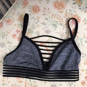 Victoria’s Secret Pink Lightly Lined Ultimate Sports Bra XS